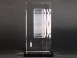 �N���X�^���Ɩ�u��OT71���ʎʐ^